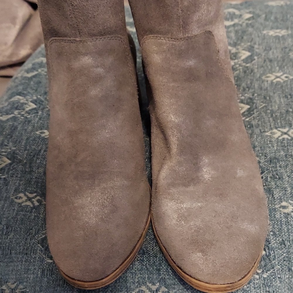 Super Cute Lucky Booties 7 1/2 - Picture 10 of 10